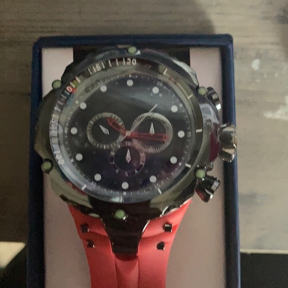 Watch - Picture 4 of 7